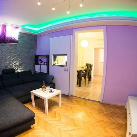 Active Apartment