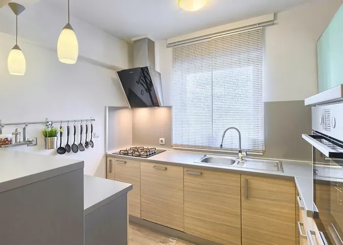 아파트 Active 풀라